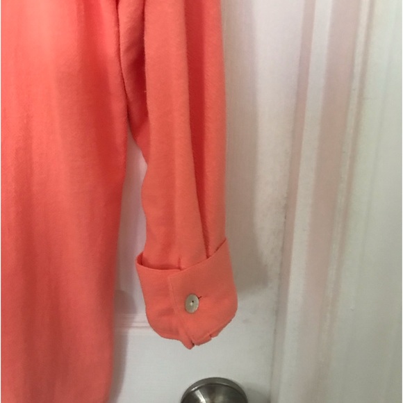 ‼️SALE‼️ 🍁 Beautiful Vintage Long Top 🍁 - Picture 5 of 5